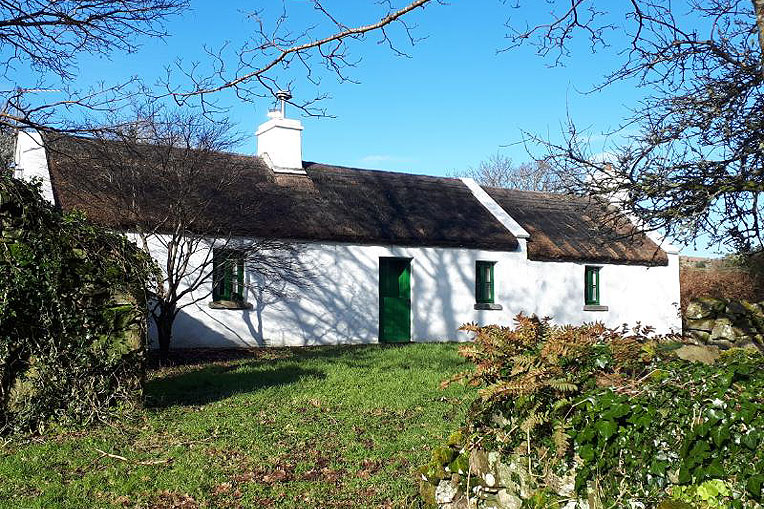 Traditional Thatch Cottage For Sale Moon Cottage Clonbur Co Galway
