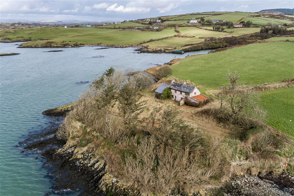 Period Dwelling For Sale: The Pink House, Church Strand, Baltimore, Co. Cork