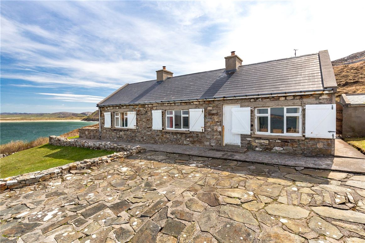 Coastal Cottage For Sale: Glenoory, Downings, Co. Donegal