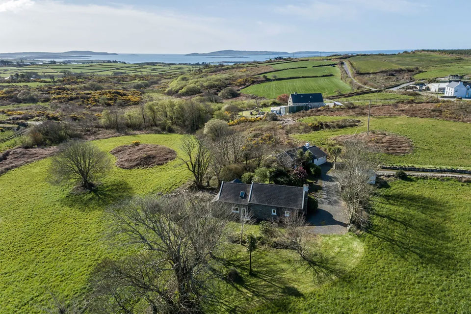 Period Farmhouse and Cottage For Sale: Fortfield Cottage, Derreenatra, Schull, Co. Cork