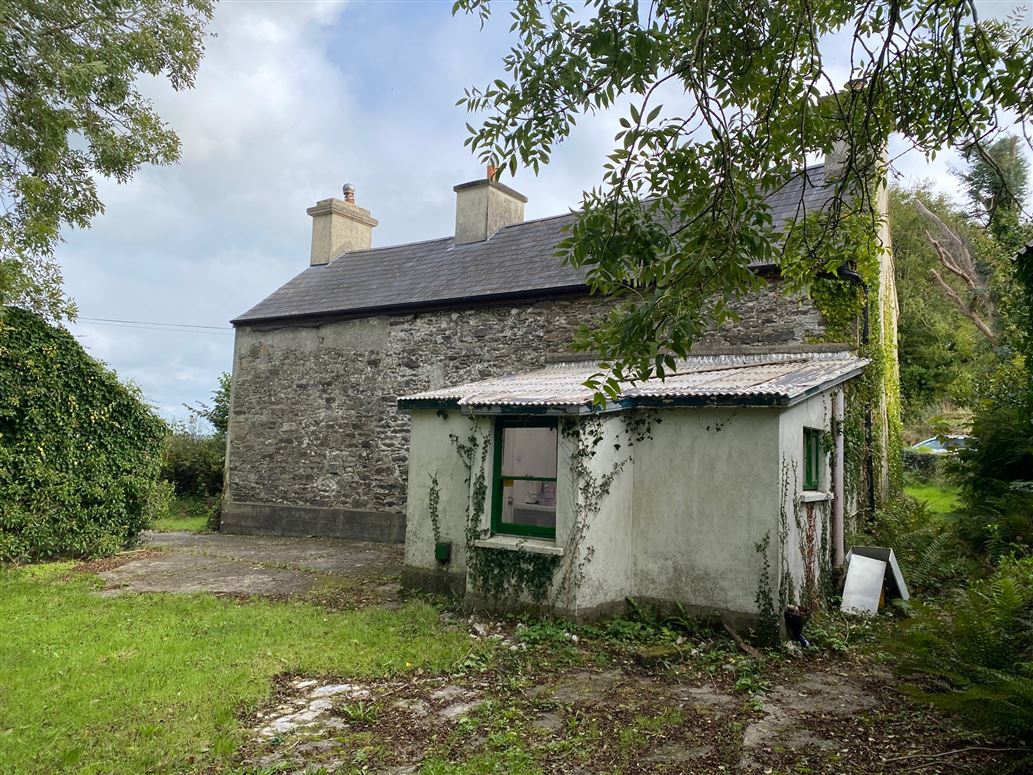 Period Farmhouse For Sale: Maulagallane, Caheragh, Co. Cork