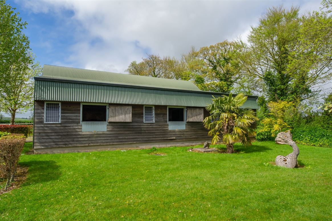 Farmhouse, Cottage and Barn For Sale: Lisanley Farm, Cloyne, County Cork