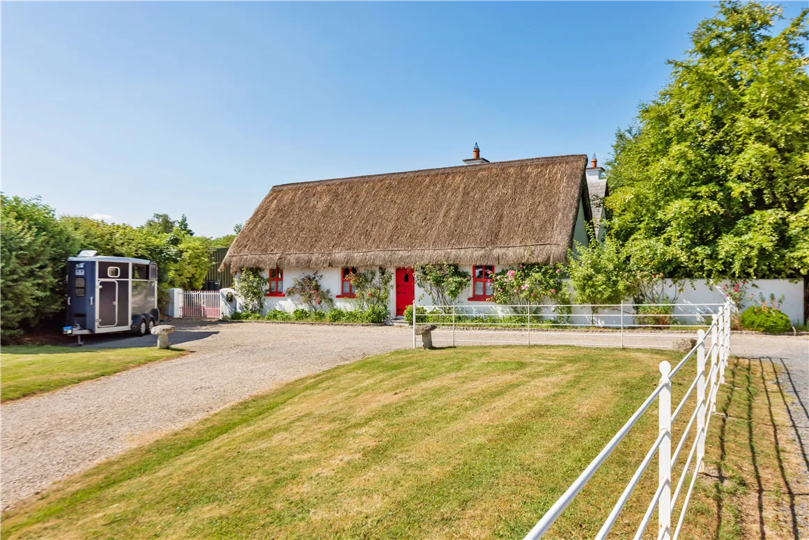 Thatched Cottage For Sale: Two Mile House, Naas, Co. Kildare
