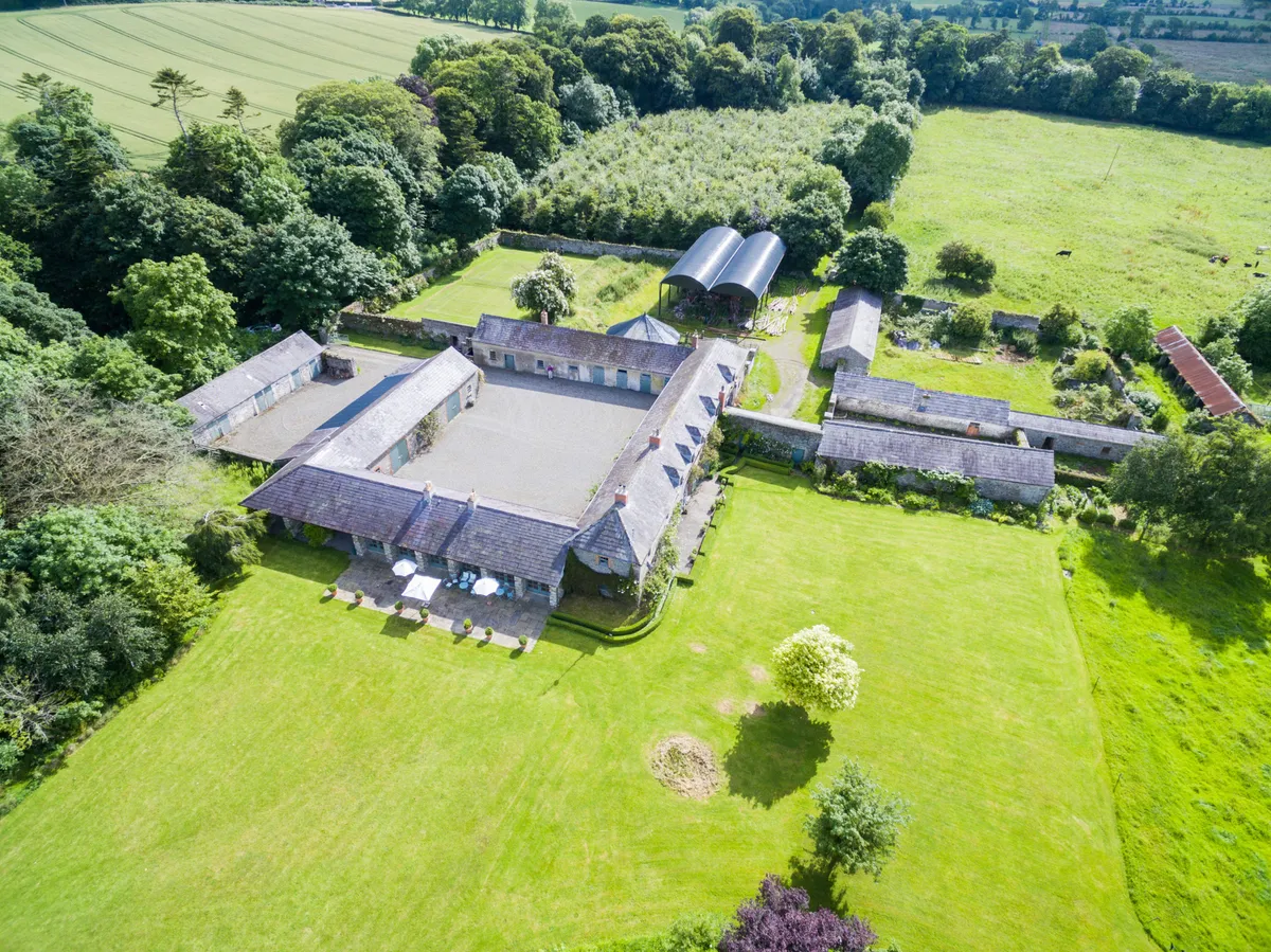 Courtyard Residence For Sale: Parsonstown House, Parsonstown, Lobinstown, Co. Meath