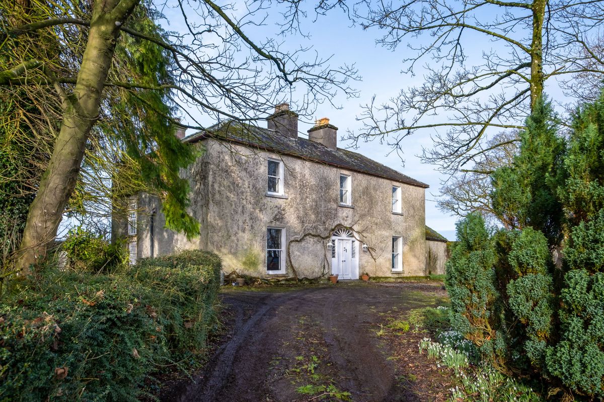 Farm Residence For Sale: Ormond View, Ballycrissane, Ballinasloe, Co. Galway