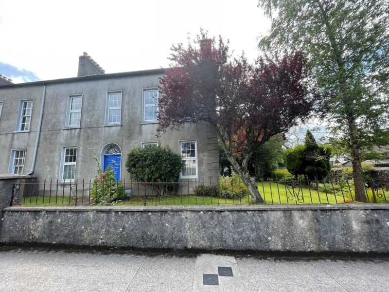 Thornhill House, Strandhill Road, Sligo, Co. Sligo FormerGlory.ie