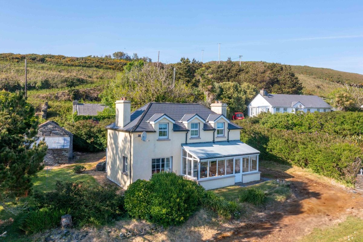 Renovated House For Sale: Ard na Smol, Toe Head, Castletownshend, Co. Cork