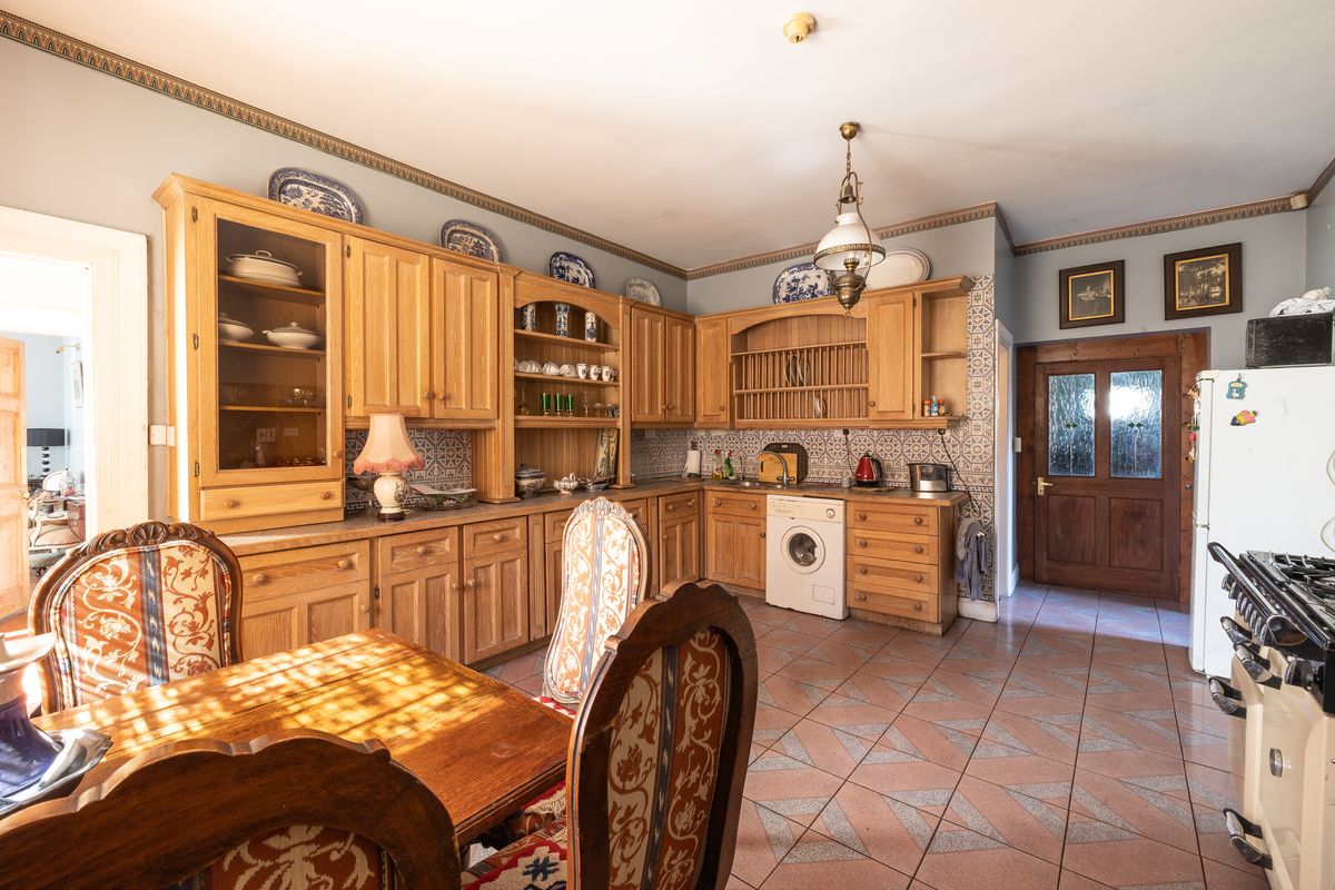 Georgian Residence For Sale: Heath House, Ballacolla Road, Abbeyleix, Co. Laois