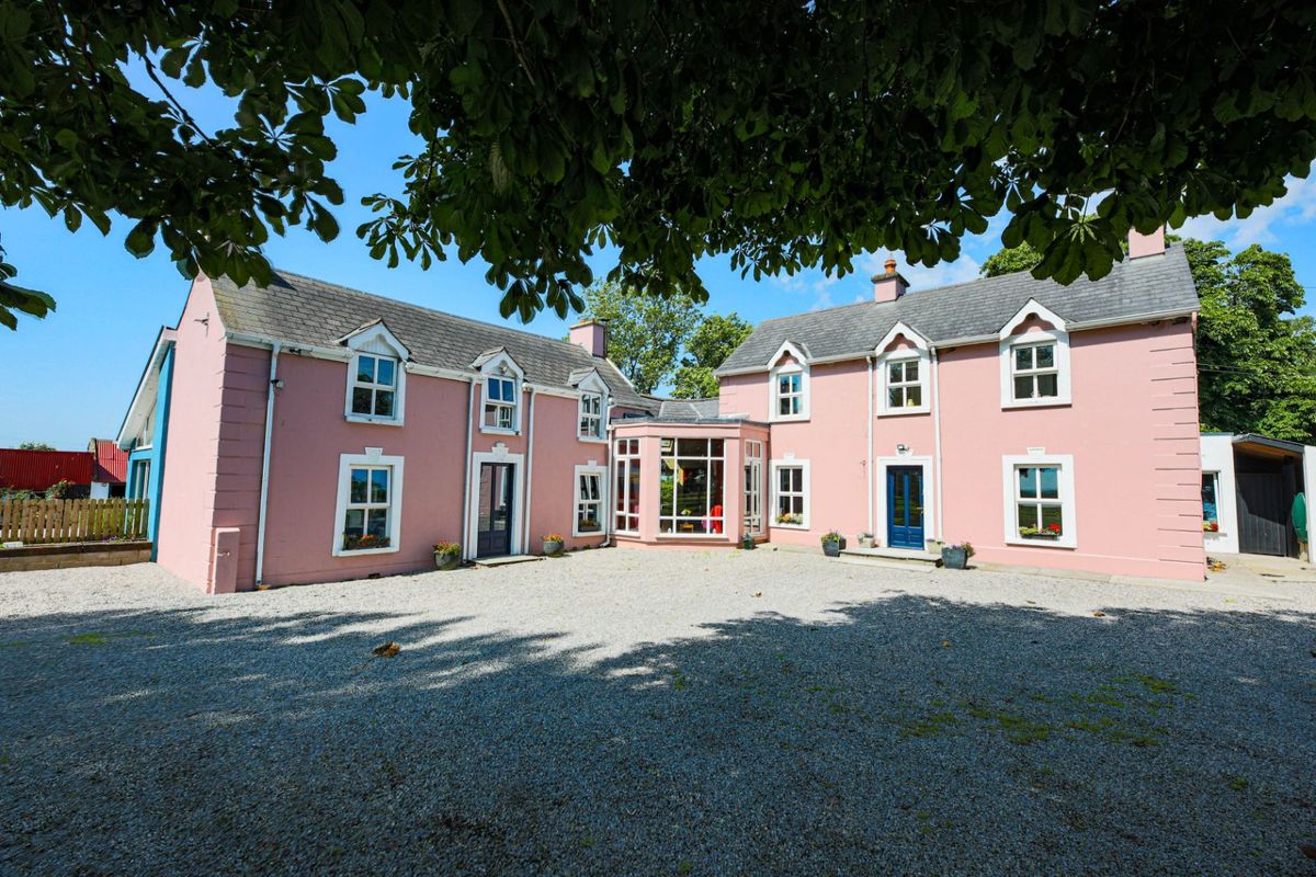 Family Home For Sale: Oldglass House, Ballacolla, Clough, Co. Laois Family Home For Sale: Oldglass House, Ballacolla, Clough, Co. Laois
