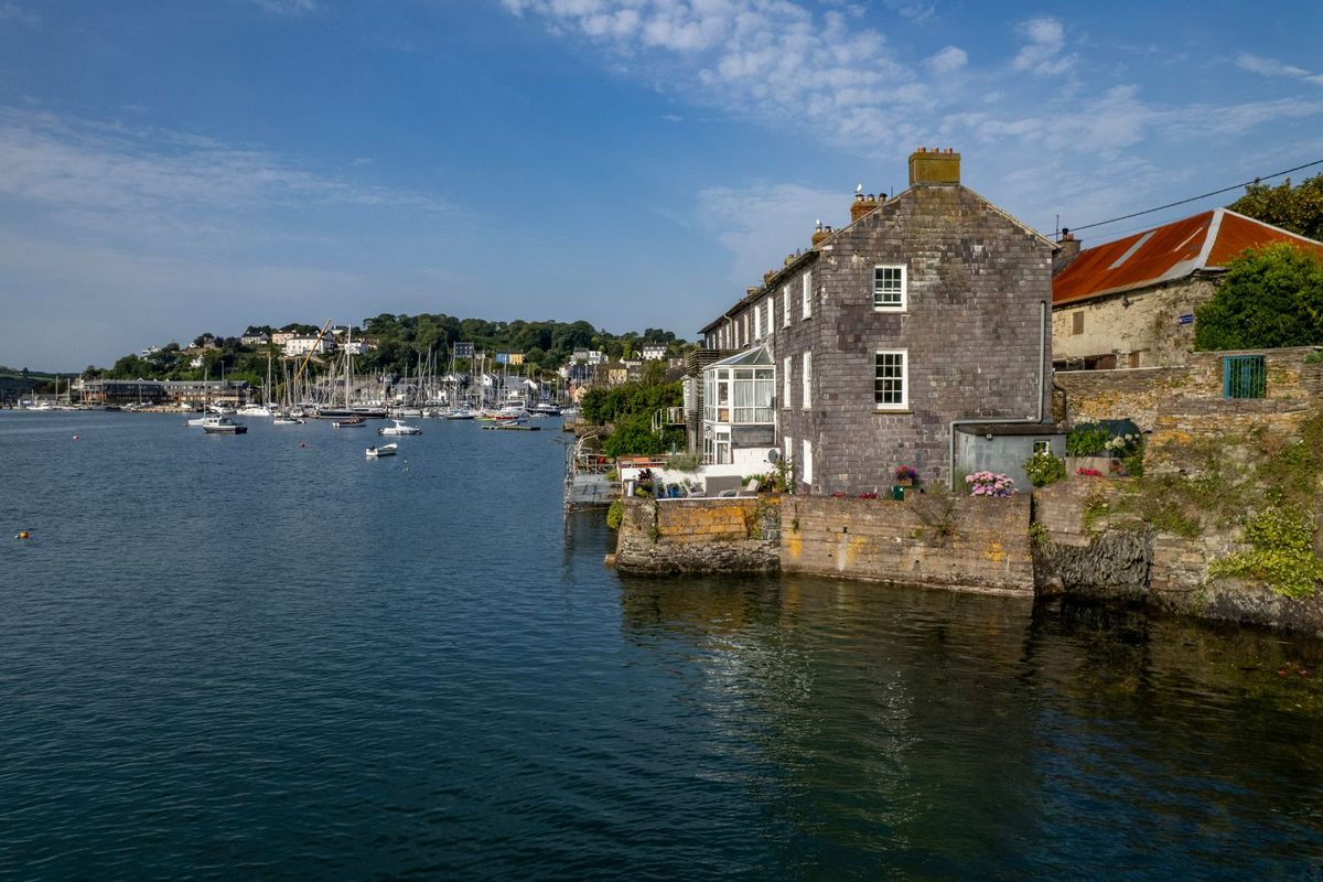 Georgian Waterfront Property For Sale: 5 The Terrace, Lower Road, Scilly, Kinsale, Co. Cork