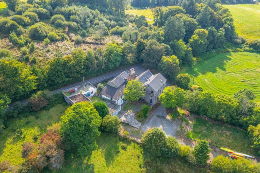Russagh Mill, Castletownshend Road, Skibbereen, Co. Cork, P81 EV84