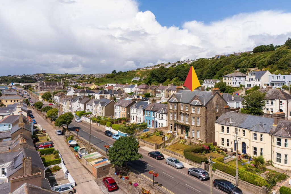The Marine Bar, Upper Strand, Youghal, Co. Cork, P36 DP92