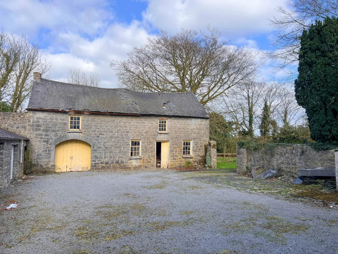 Former Parochial House For Sale: Gortnahoe, Thurles, Co. Tipperary Former Parochial House For Sale: Gortnahoe, Thurles, Co. Tipperary