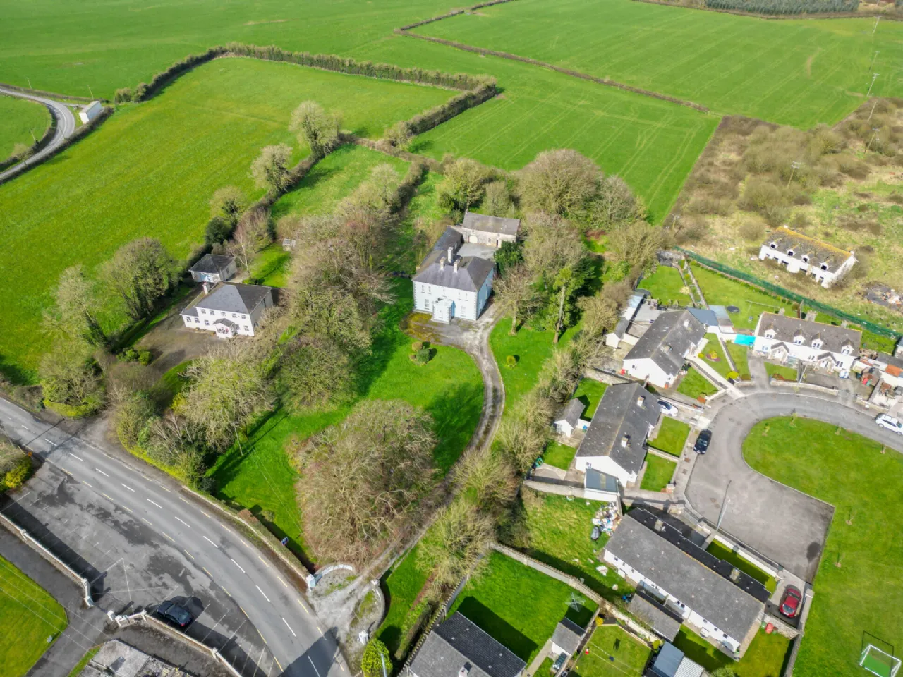 Former Parochial House For Sale: Gortnahoe, Thurles, Co. Tipperary Former Parochial House For Sale: Gortnahoe, Thurles, Co. Tipperary