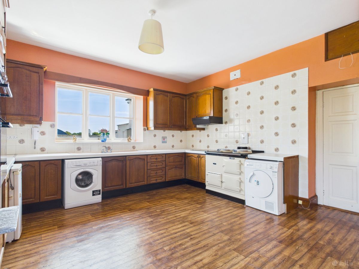 Period Residence For Sale: Woodville House, Woodville, Templemore, Co. Tipperary Period Residence For Sale: Woodville House, Woodville, Templemore, Co. Tipperary