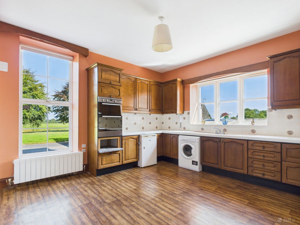 Period Residence For Sale: Woodville House, Woodville, Templemore, Co. Tipperary Period Residence For Sale: Woodville House, Woodville, Templemore, Co. Tipperary