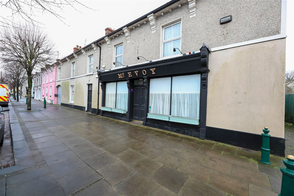 Former Pub and Restaurant For Sale: McEvoys, Main Street, Abbeyleix, Co. Laois