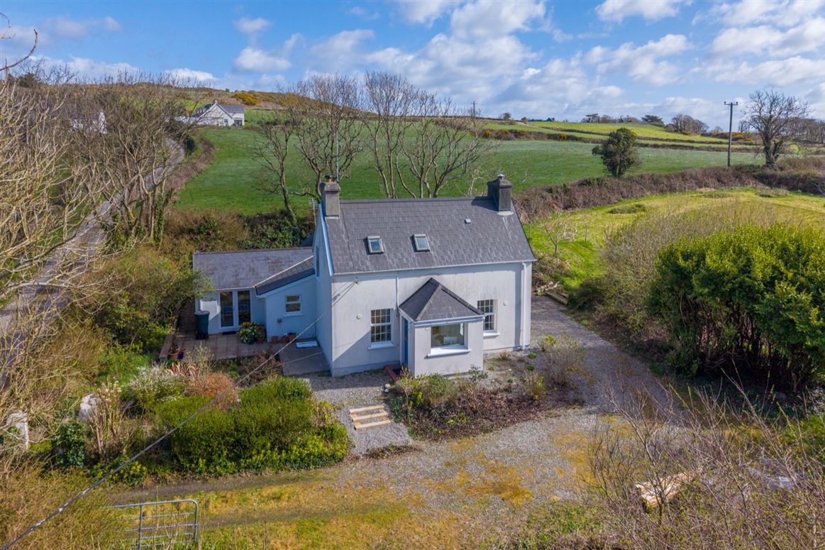 Traditional Cottage For Sale: Ivy Cottage, Ballincolla, Union Hall, Co. Cork