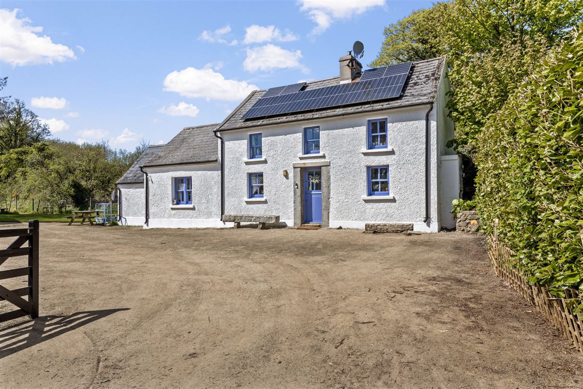 Charming Cottage For Sale: Knocksquire, Borris, Co. Carlow