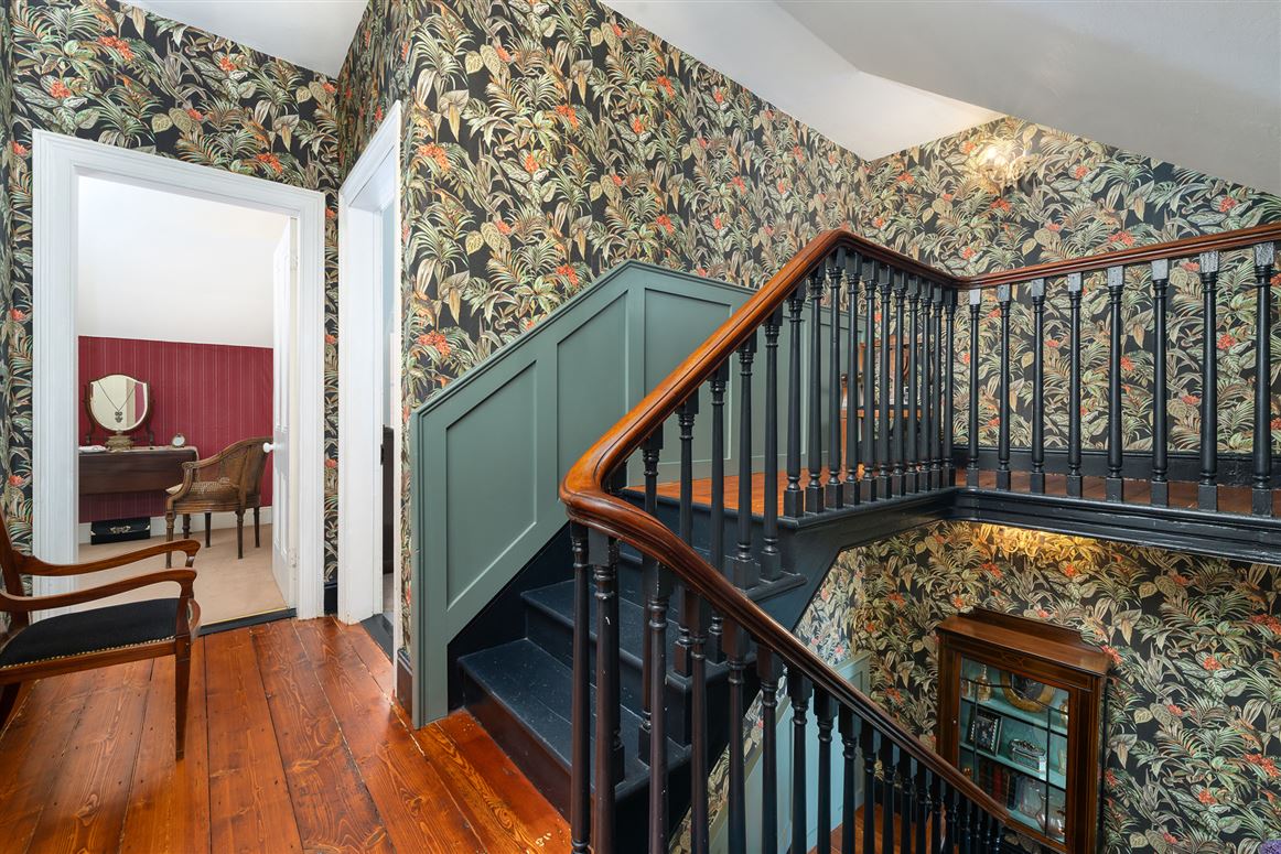 Extended Period Property For Sale: 21 Main Street, Enniscorthy, Co. Wexford Extended Period Property For Sale: 21 Main Street, Enniscorthy, Co. Wexford