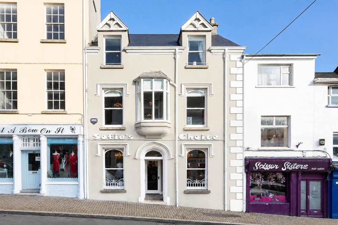 Extended Period Property For Sale: 21 Main Street, Enniscorthy, Co. Wexford Extended Period Property For Sale: 21 Main Street, Enniscorthy, Co. Wexford