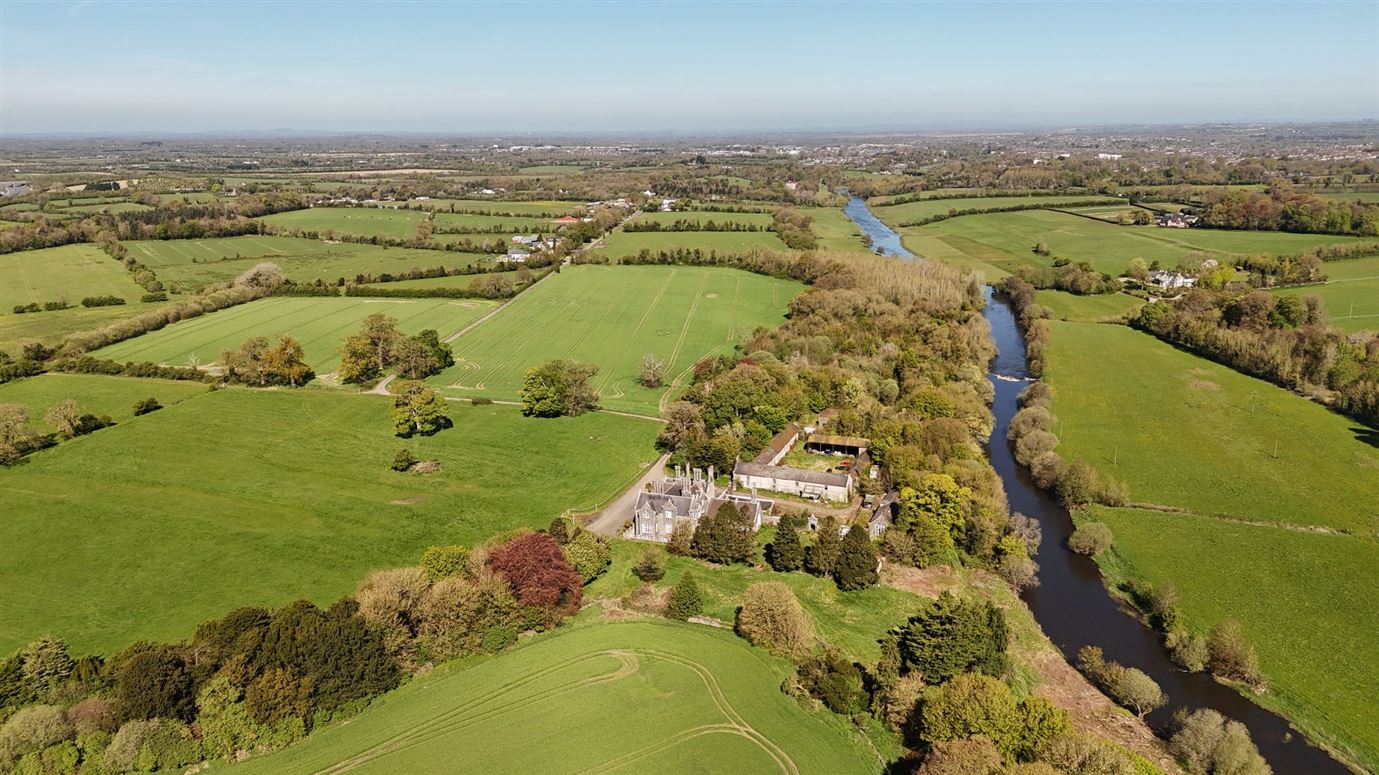 Mid-19th Century Residence For Sale: Ardsallagh House, Ardsallagh, Navan, Co. Meath Mid-19th Century Residence For Sale: Ardsallagh House, Ardsallagh, Navan, Co. Meath