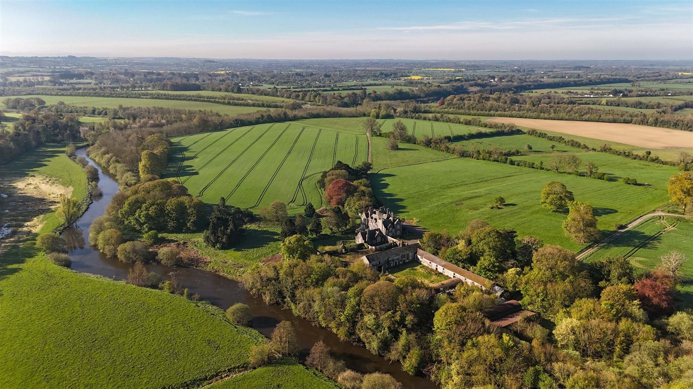 Mid-19th Century Residence For Sale: Ardsallagh House, Ardsallagh, Navan, Co. Meath Mid-19th Century Residence For Sale: Ardsallagh House, Ardsallagh, Navan, Co. Meath