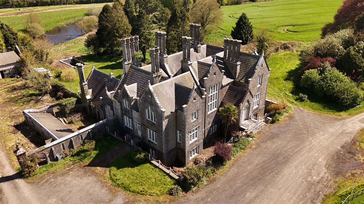 Mid-19th Century Residence For Sale: Ardsallagh House, Ardsallagh, Navan, Co. Meath Mid-19th Century Residence For Sale: Ardsallagh House, Ardsallagh, Navan, Co. Meath