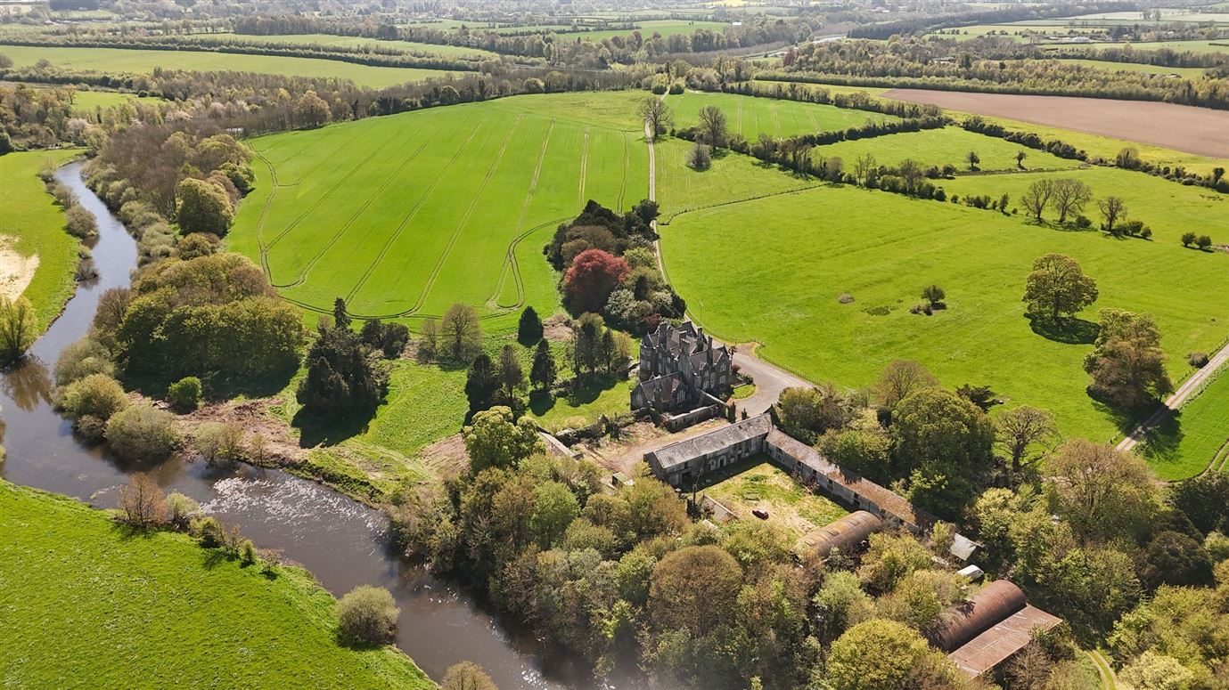 Mid-19th Century Residence For Sale: Ardsallagh House, Ardsallagh, Navan, Co. Meath Mid-19th Century Residence For Sale: Ardsallagh House, Ardsallagh, Navan, Co. Meath