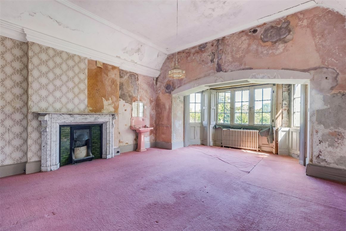 Mid-19th Century Residence For Sale: Ardsallagh House, Ardsallagh, Navan, Co. Meath Mid-19th Century Residence For Sale: Ardsallagh House, Ardsallagh, Navan, Co. Meath
