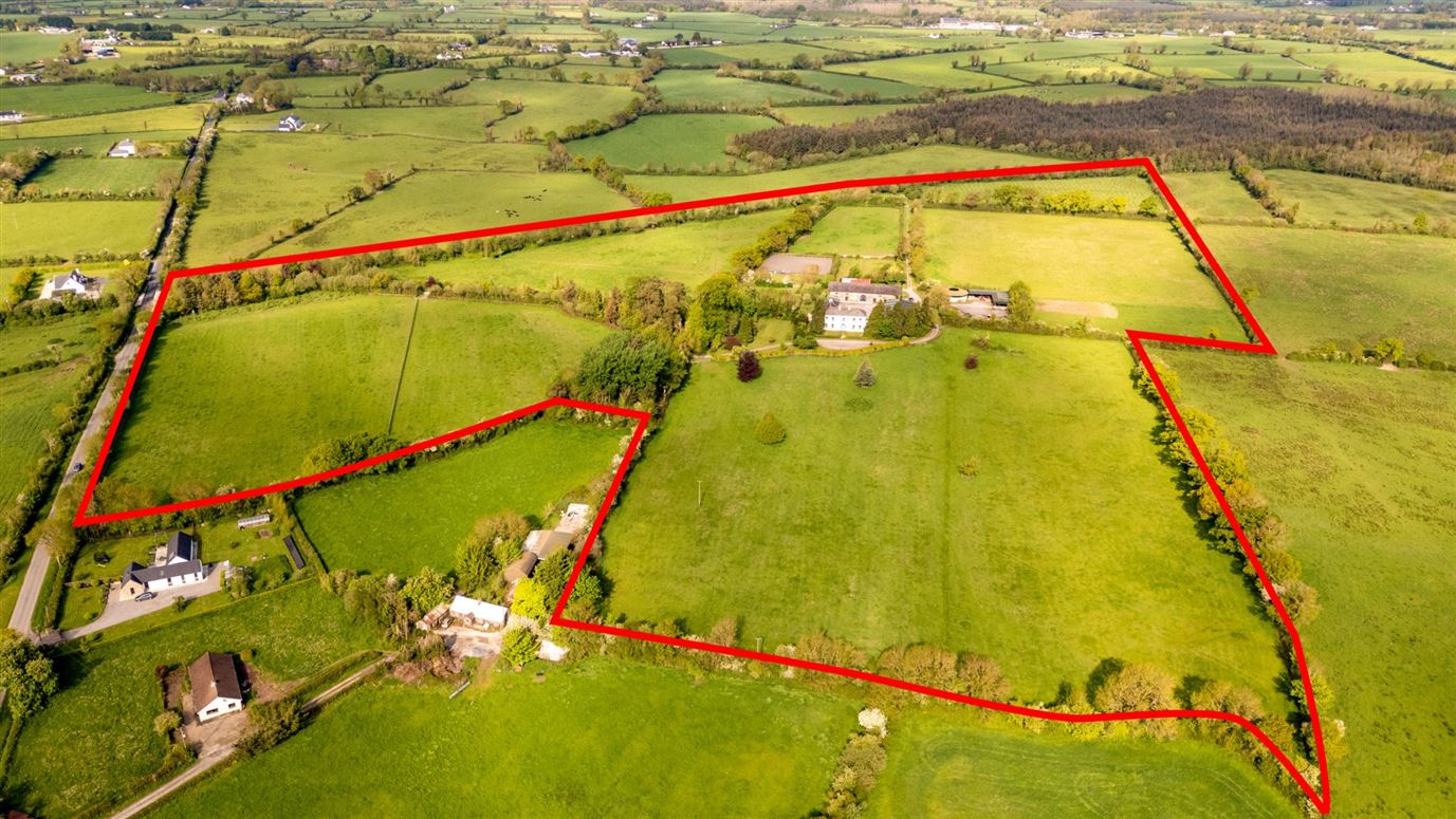 Georgian Residence For Sale: Ballylanigan House, Mullinahone, Co. Tipperary Georgian Residence For Sale: Ballylanigan House, Mullinahone, Co. Tipperary