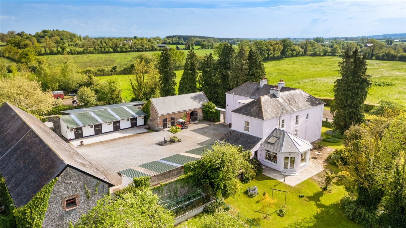 Georgian Residence For Sale: Ballylanigan House, Mullinahone, Co. Tipperary Georgian Residence For Sale: Ballylanigan House, Mullinahone, Co. Tipperary