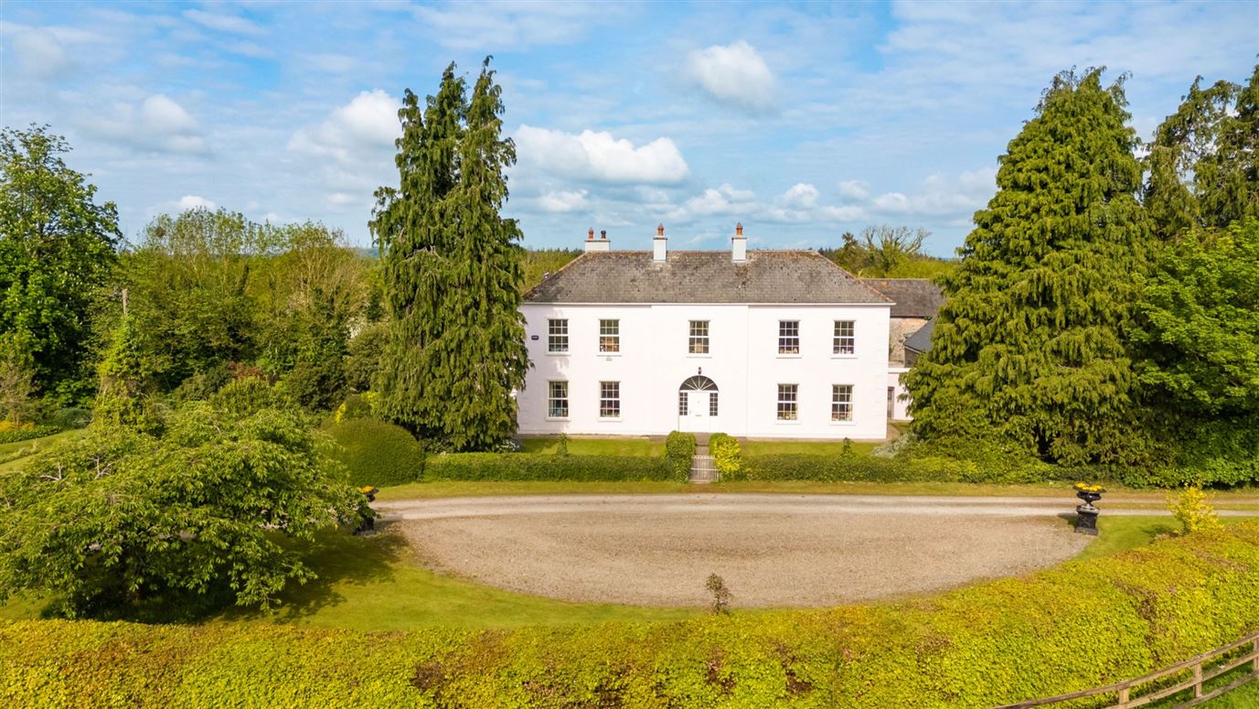 Georgian Residence For Sale: Ballylanigan House, Mullinahone, Co. Tipperary Georgian Residence For Sale: Ballylanigan House, Mullinahone, Co. Tipperary