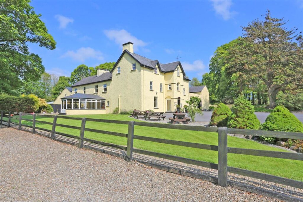 Carrygerry House, Newmarket On Fergus, Ennis, Co. Clare, V95 FE81