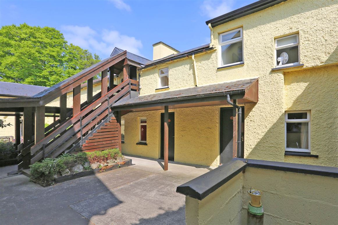 Country House For Sale: Carrygerry House, Newmarket On Fergus, Ennis, Co. Clare Country House For Sale: Carrygerry House, Newmarket On Fergus, Ennis, Co. Clare