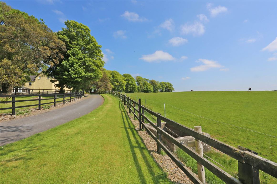 Country House For Sale: Carrygerry House, Newmarket On Fergus, Ennis, Co. Clare Country House For Sale: Carrygerry House, Newmarket On Fergus, Ennis, Co. Clare