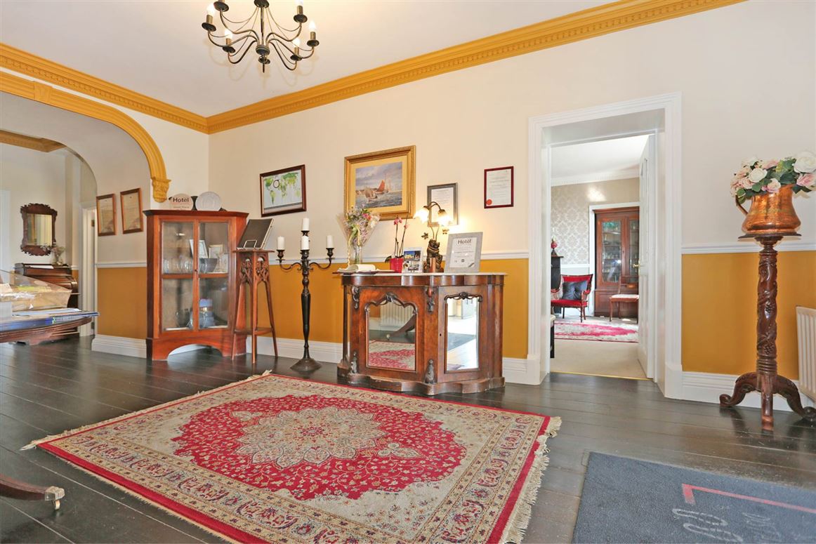 Country House For Sale: Carrygerry House, Newmarket On Fergus, Ennis, Co. Clare Country House For Sale: Carrygerry House, Newmarket On Fergus, Ennis, Co. Clare