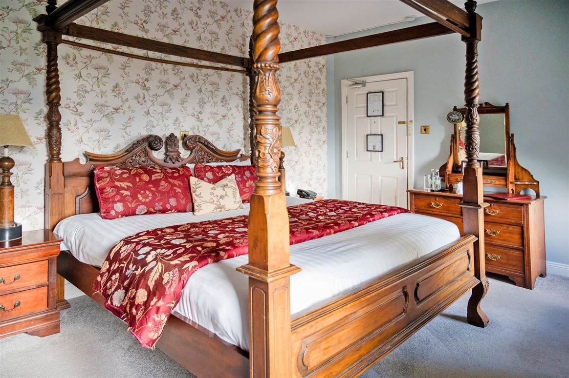 Country House For Sale: Carrygerry House, Newmarket On Fergus, Ennis, Co. Clare Country House For Sale: Carrygerry House, Newmarket On Fergus, Ennis, Co. Clare
