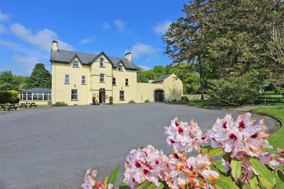 Country House For Sale: Carrygerry House, Newmarket On Fergus, Ennis, Co. Clare Country House For Sale: Carrygerry House, Newmarket On Fergus, Ennis, Co. Clare