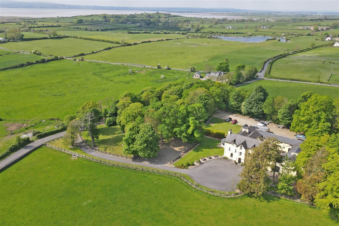 Country House For Sale: Carrygerry House, Newmarket On Fergus, Ennis, Co. Clare Country House For Sale: Carrygerry House, Newmarket On Fergus, Ennis, Co. Clare