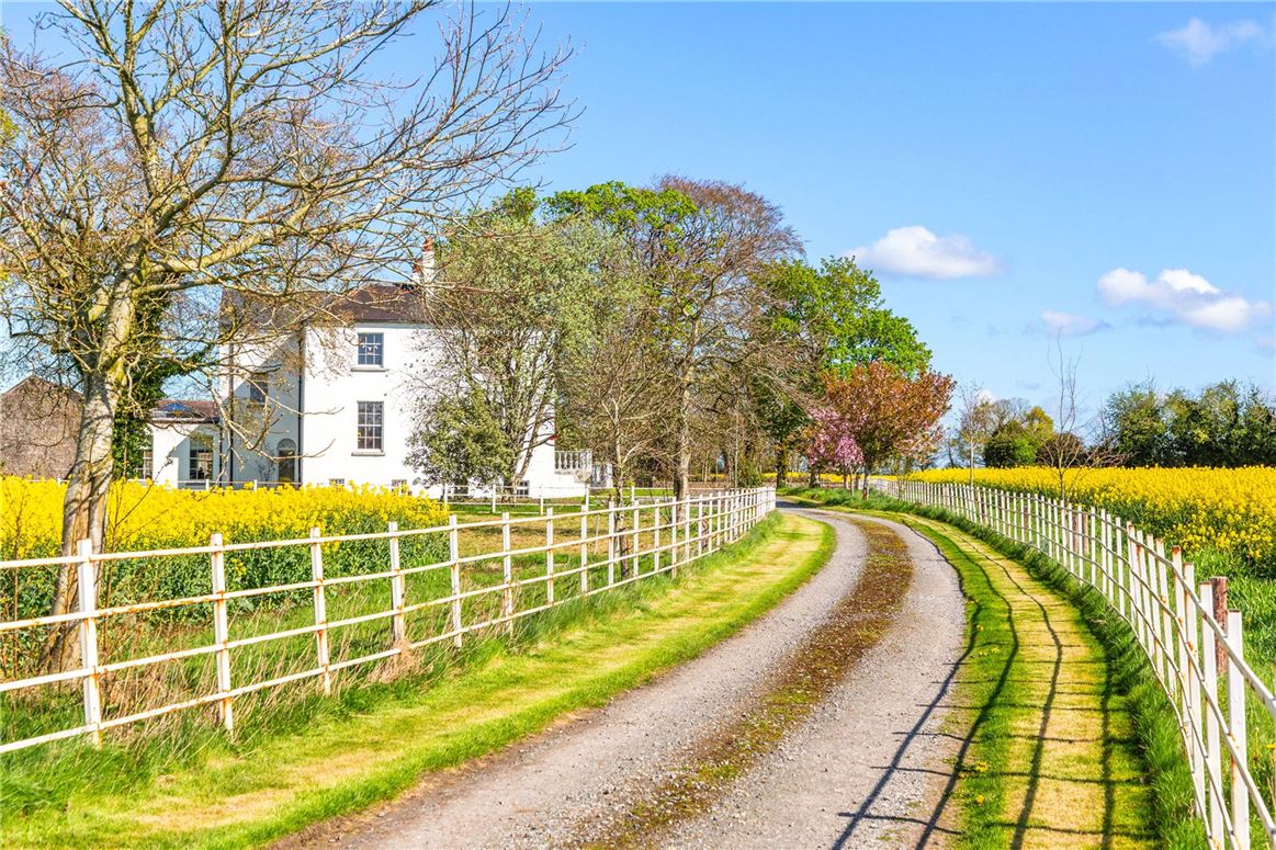 Period Home For Sale: Cloneyhurke House, Portarlington, Co. Offaly Period Home For Sale: Cloneyhurke House, Portarlington, Co. Offaly