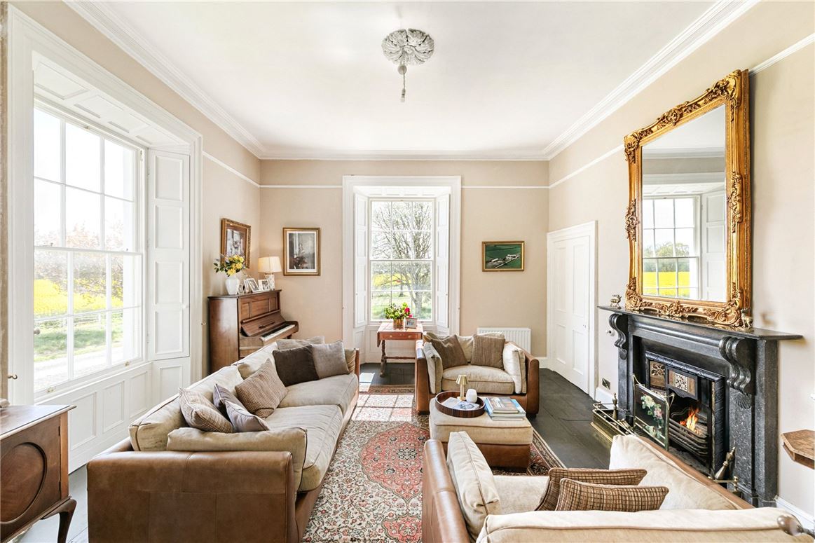 Period Home For Sale: Cloneyhurke House, Portarlington, Co. Offaly Period Home For Sale: Cloneyhurke House, Portarlington, Co. Offaly