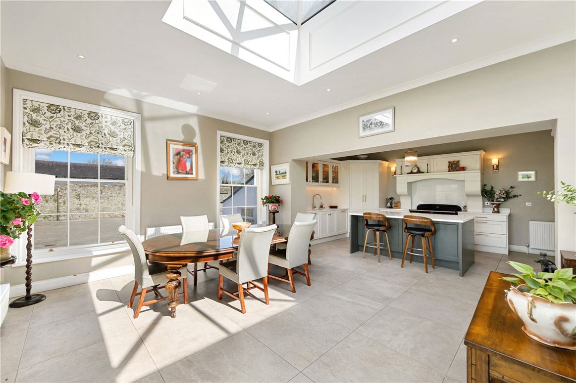 Period Home For Sale: Cloneyhurke House, Portarlington, Co. Offaly Period Home For Sale: Cloneyhurke House, Portarlington, Co. Offaly