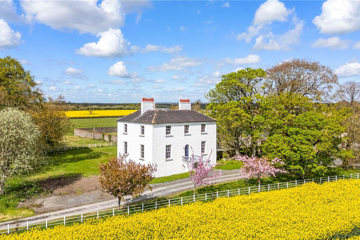 Period Home For Sale: Cloneyhurke House, Portarlington, Co. Offaly Period Home For Sale: Cloneyhurke House, Portarlington, Co. Offaly