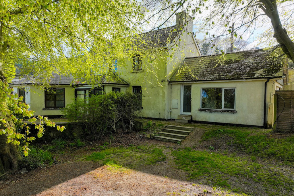 Druids Cottage, Calary Lower, Kilmacanogue, Co. Wicklow, A98 H584