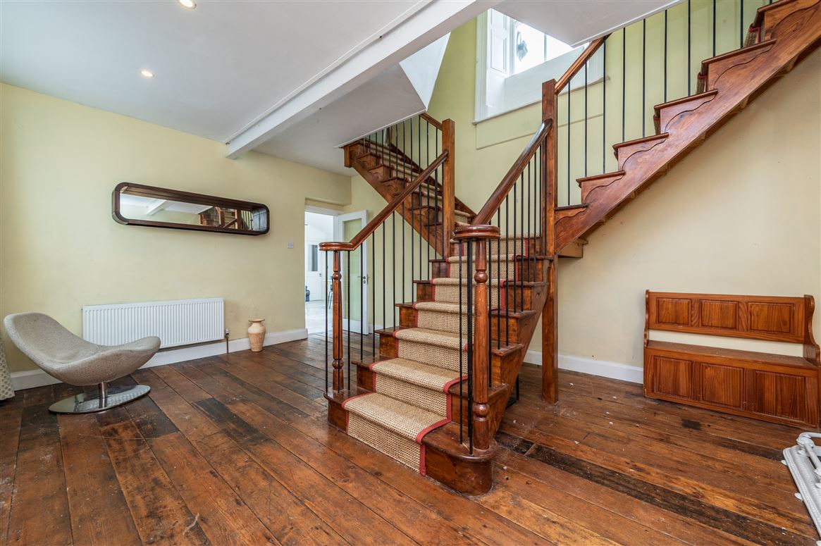 Period Residence For Sale: Gate House, Moone, Co. Kildare Period Residence For Sale: Gate House, Moone, Co. Kildare