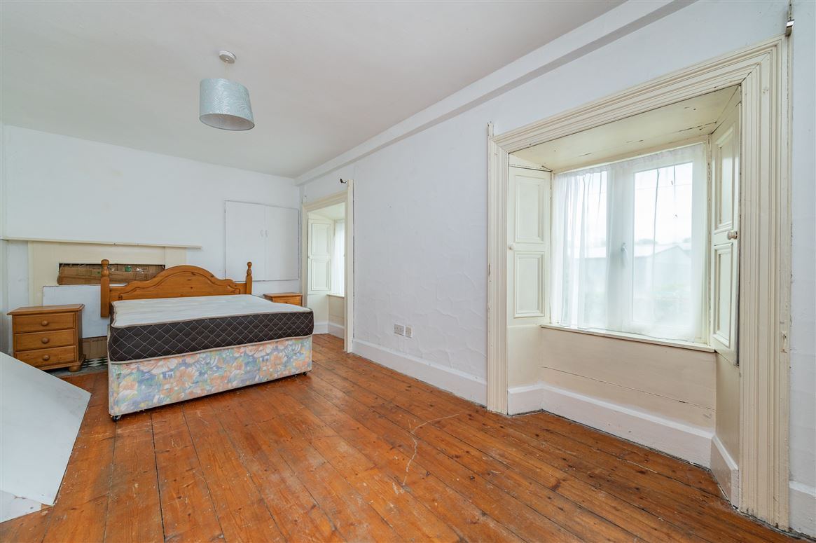 Period Residence For Sale: Gate House, Moone, Co. Kildare Period Residence For Sale: Gate House, Moone, Co. Kildare