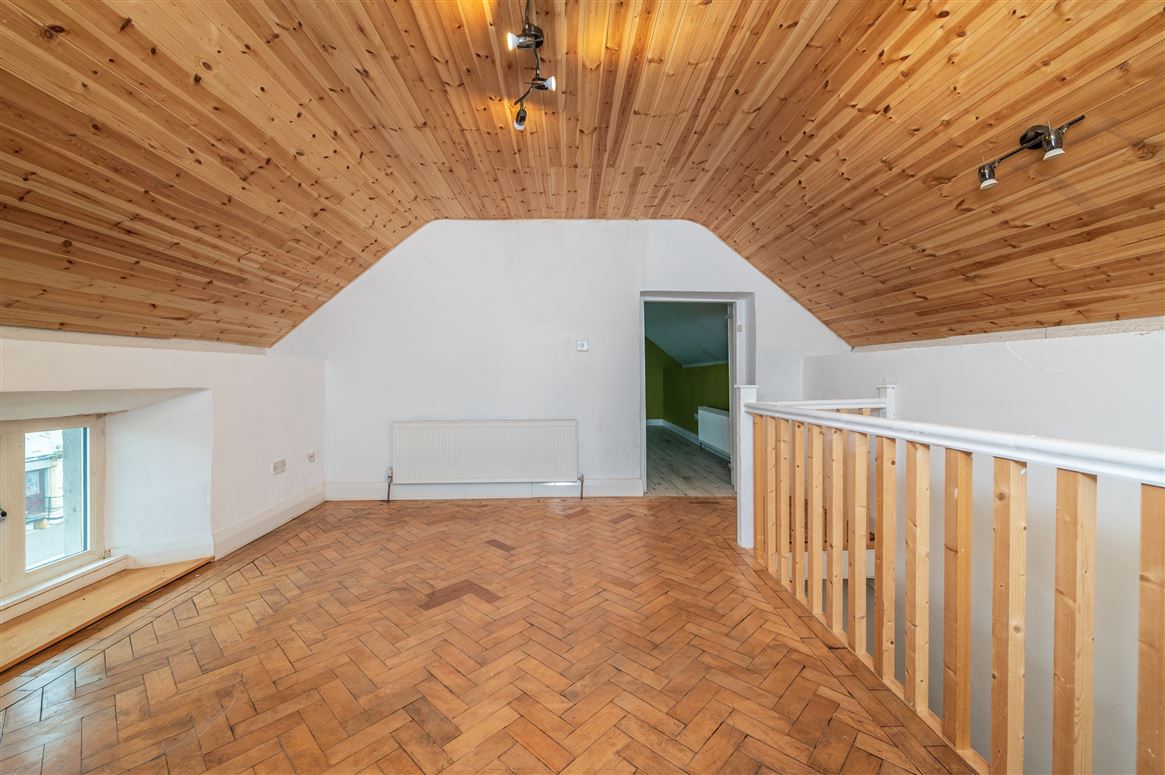 Period Residence For Sale: Gate House, Moone, Co. Kildare Period Residence For Sale: Gate House, Moone, Co. Kildare