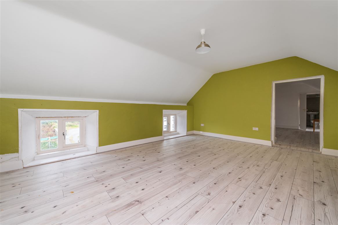 Period Residence For Sale: Gate House, Moone, Co. Kildare Period Residence For Sale: Gate House, Moone, Co. Kildare