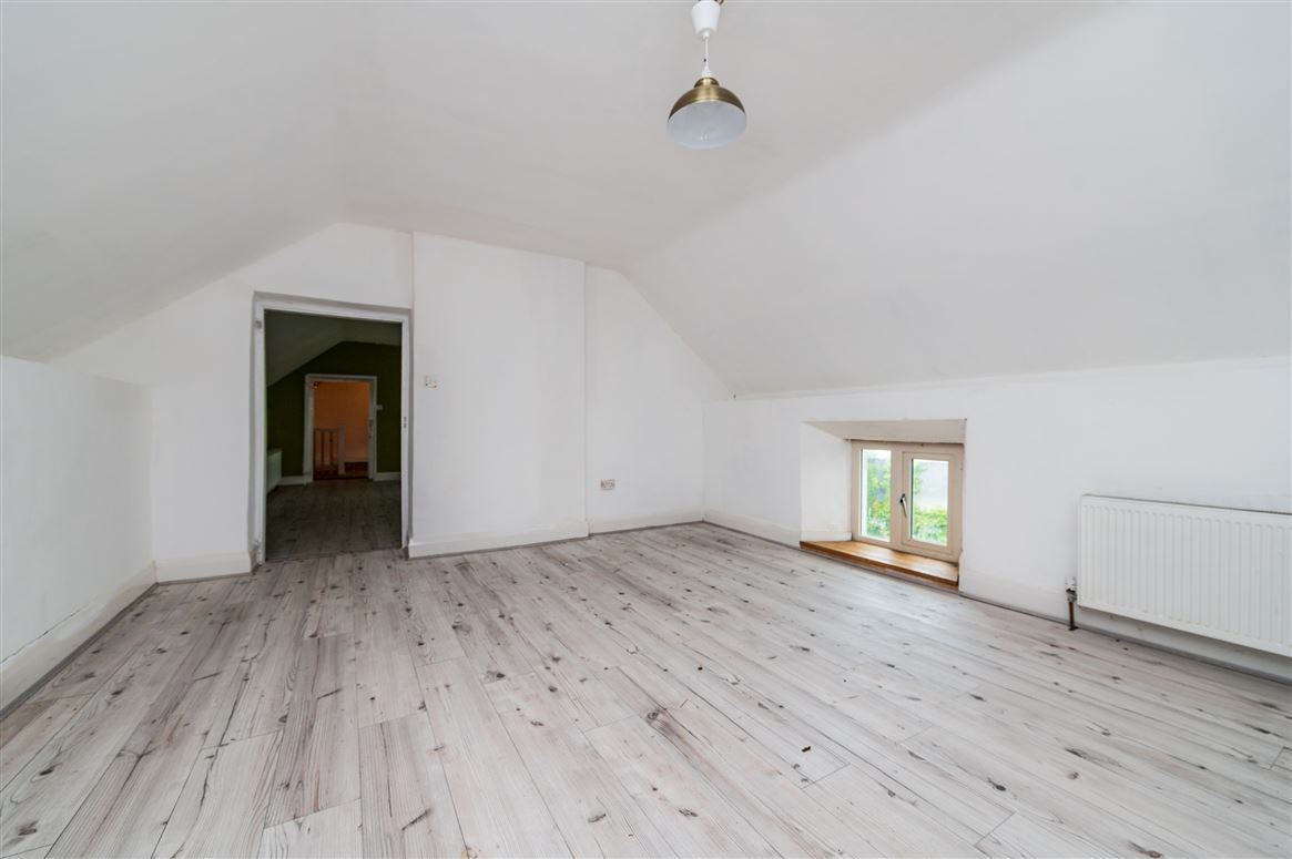 Period Residence For Sale: Gate House, Moone, Co. Kildare Period Residence For Sale: Gate House, Moone, Co. Kildare